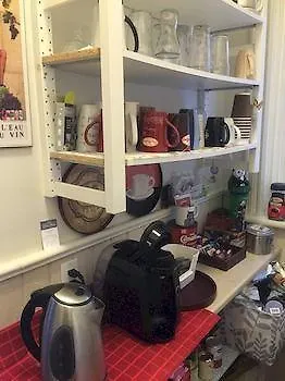 Elliott House Bed & Breakfast Toronto Canada