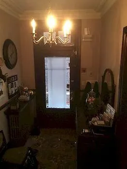 Elliott House Bed & Breakfast Toronto
