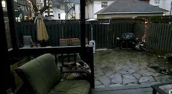Elliott House Bed & Breakfast Toronto Canada